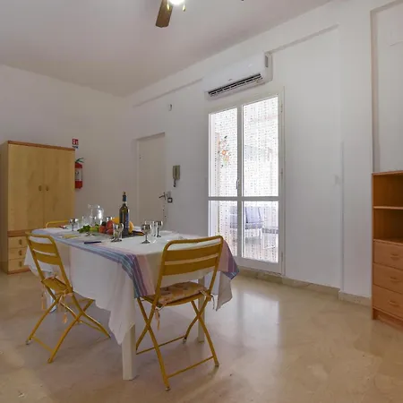 Beautiful In With Wifi Apartment